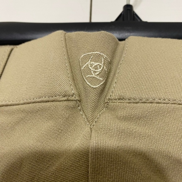 ARIAT Heritage knee Patches breeches size 12R youth - Picture 3 of 7